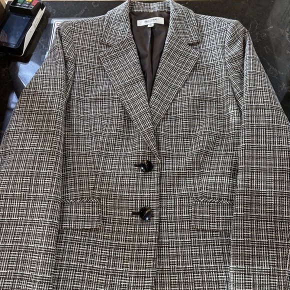 JONES STUDIO CHOCOLATE TWEED 2 BUTTON BLAZER SIZE 14 CLASSIC COLLARED - Picture 12 of 12